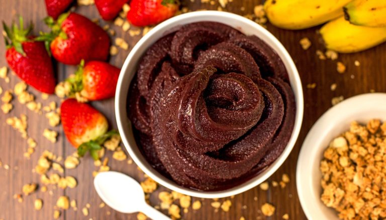 What are the pros and cons of acai berry