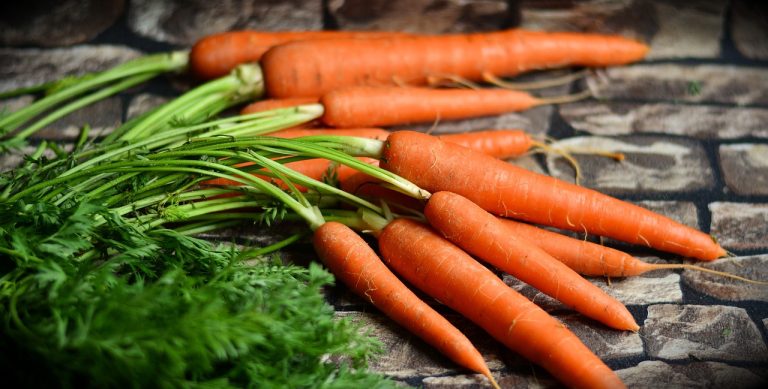 Too much vitamin A and betacarotene