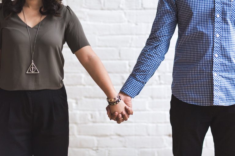 Dealing with emotionally unavailable men